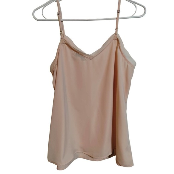 Ophelia Roe NWT light peach/pink color camisole with lace trim woman size medium - Picture 5 of 7